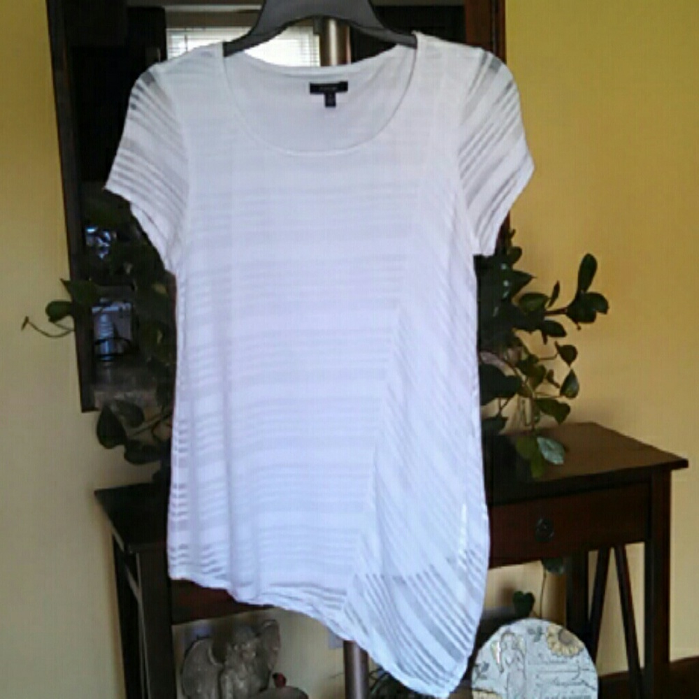 NWOT Apt 9 White Semi Sheer Asymmetrical Hem Top